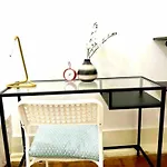 Romantic Chiado 7 -private Small Single With No Outside Window *
